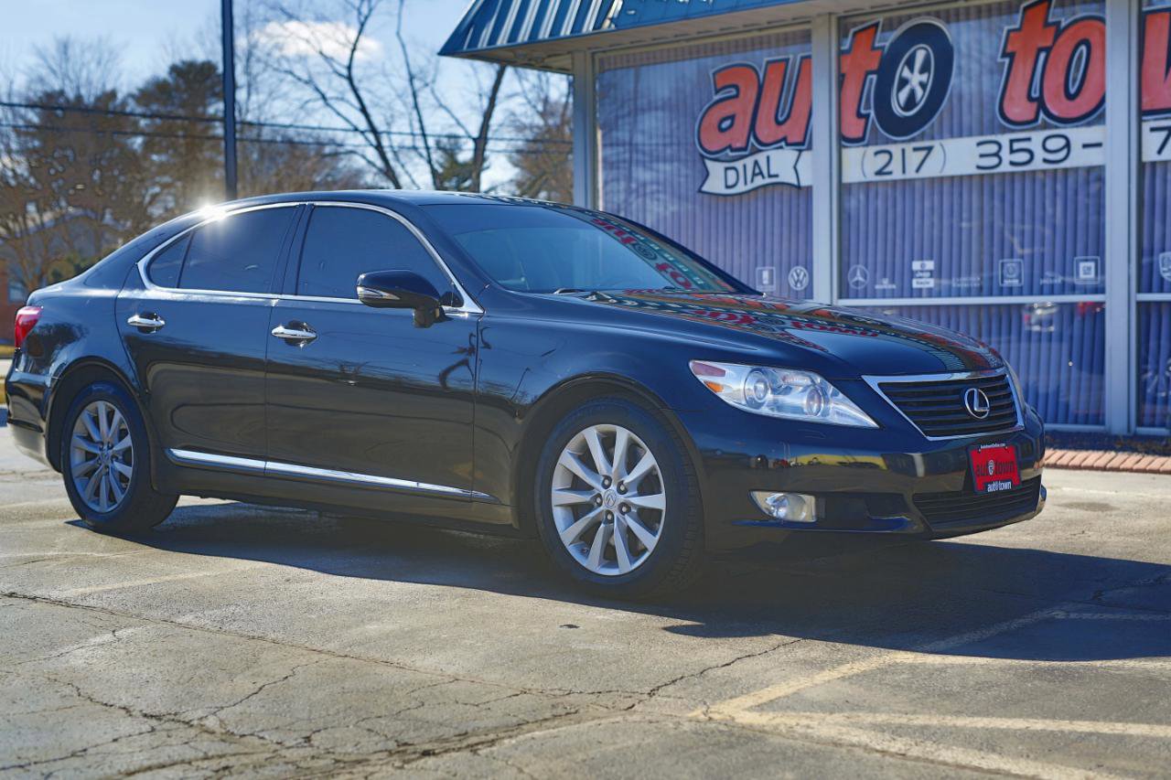 Used 2010 Lexus LS 460 AWD image 2