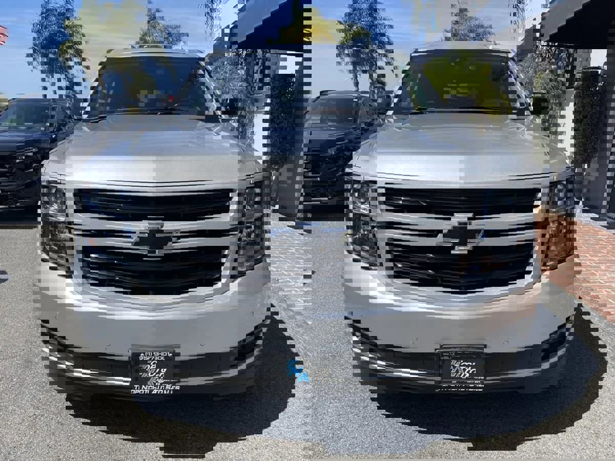 Used 2019 Chevrolet Tahoe Premier w/ RST 6.2L Performance Edition image 2