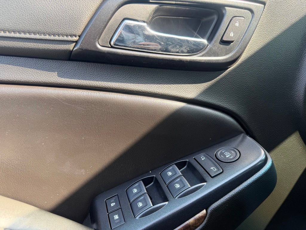 Used 2019 Chevrolet Tahoe LS AWD/4WD image 23