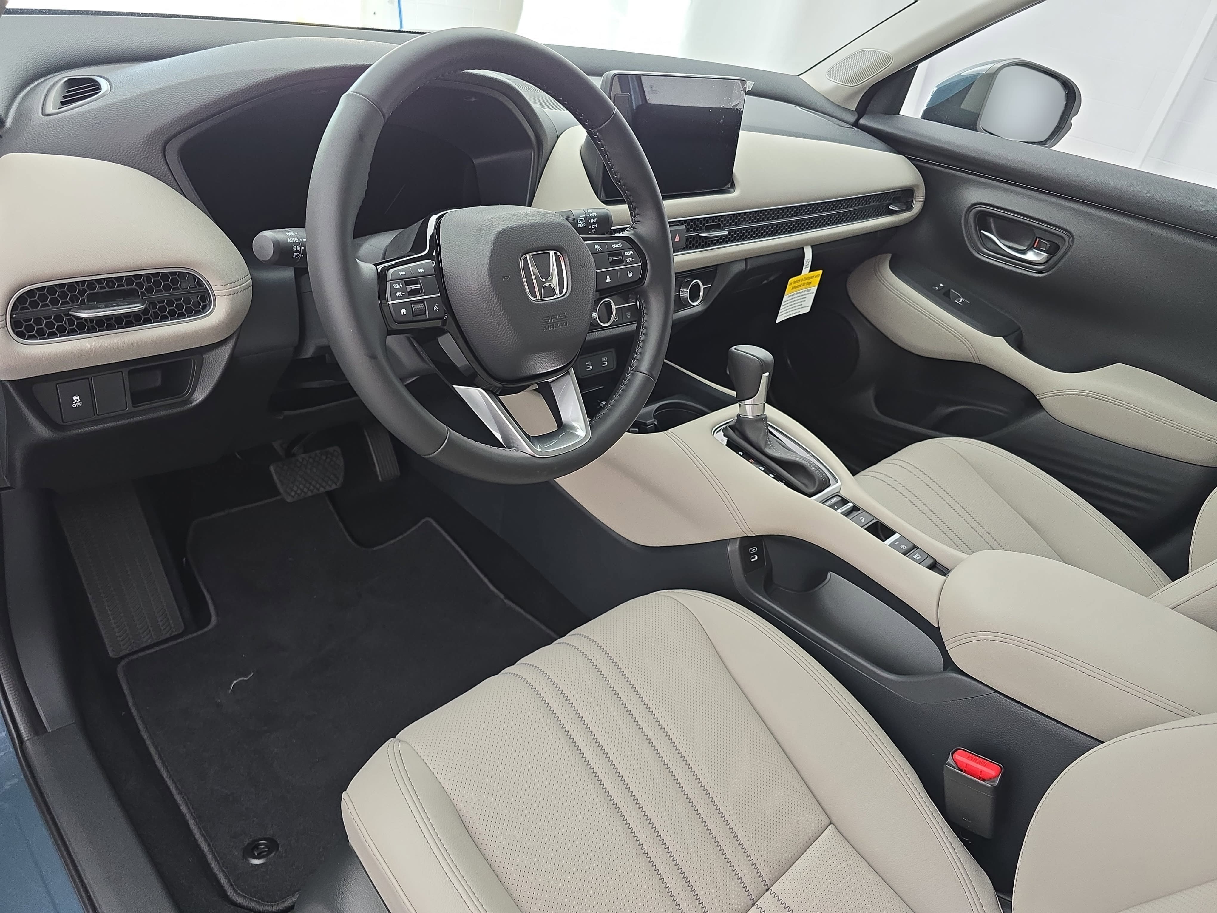 New 2026 Honda HR-V EX-L image 15