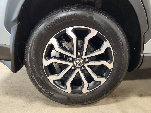 Used 2024 Toyota Corolla Cross AWD Hybrid image 29