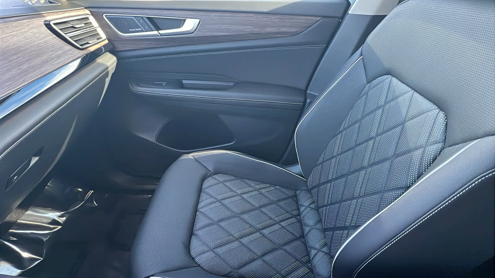 New 2026 Volkswagen Atlas SEL Premium R-Line image 12