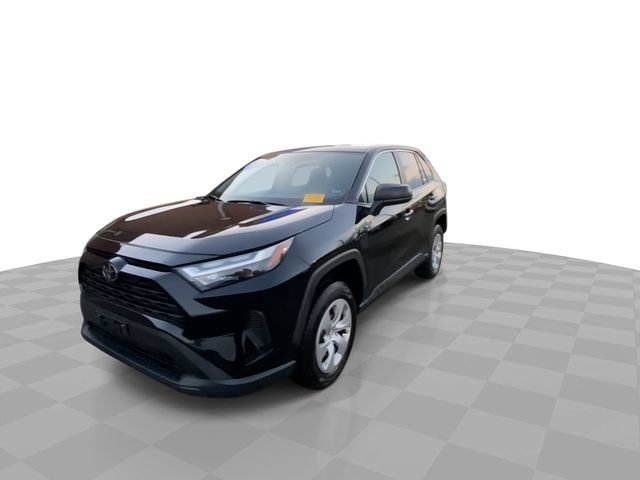 Used 2025 Toyota RAV4 LE FWD image 6