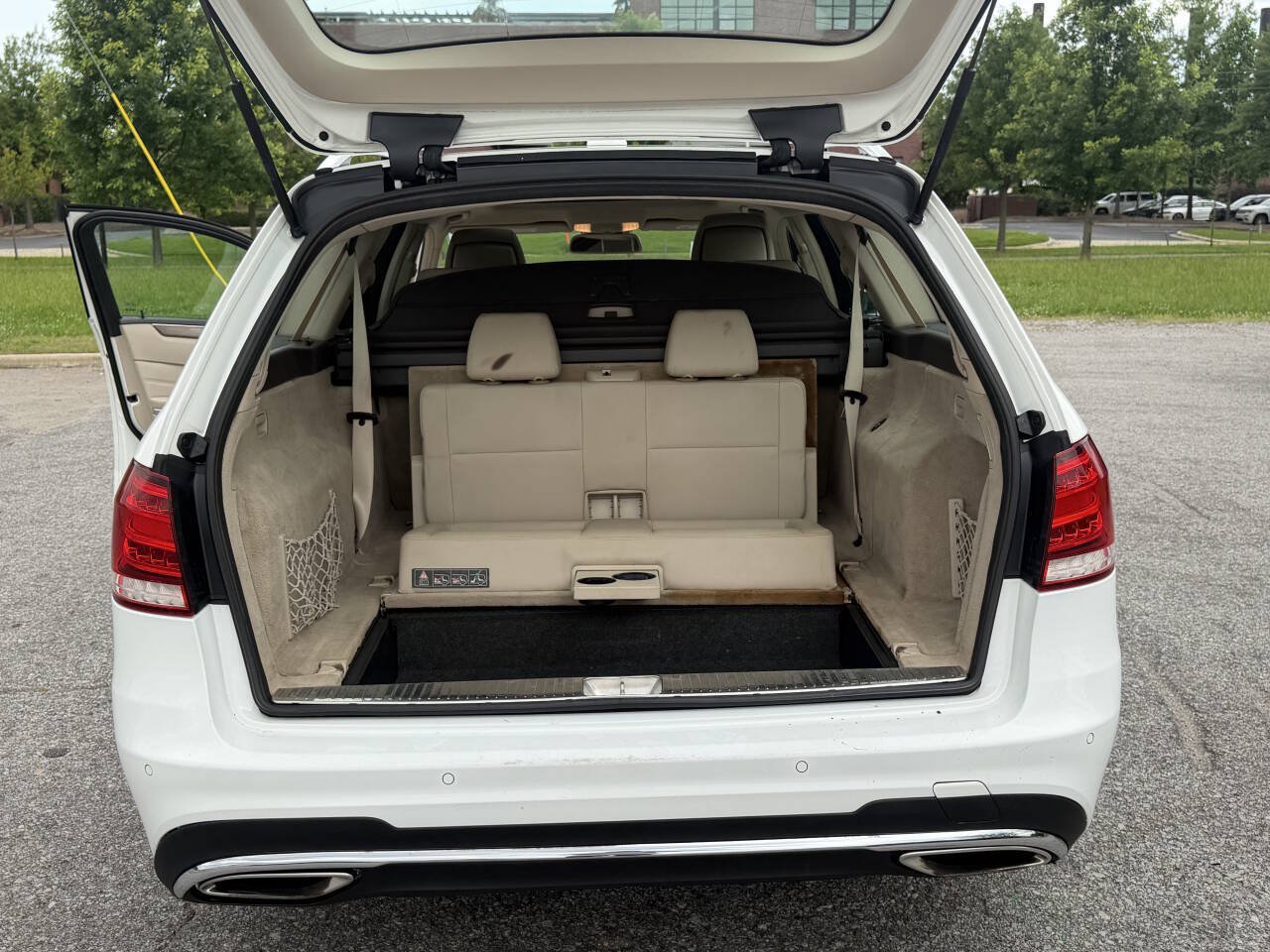 Used 2014 Mercedes-Benz E 350 4MATIC Wagon image 21