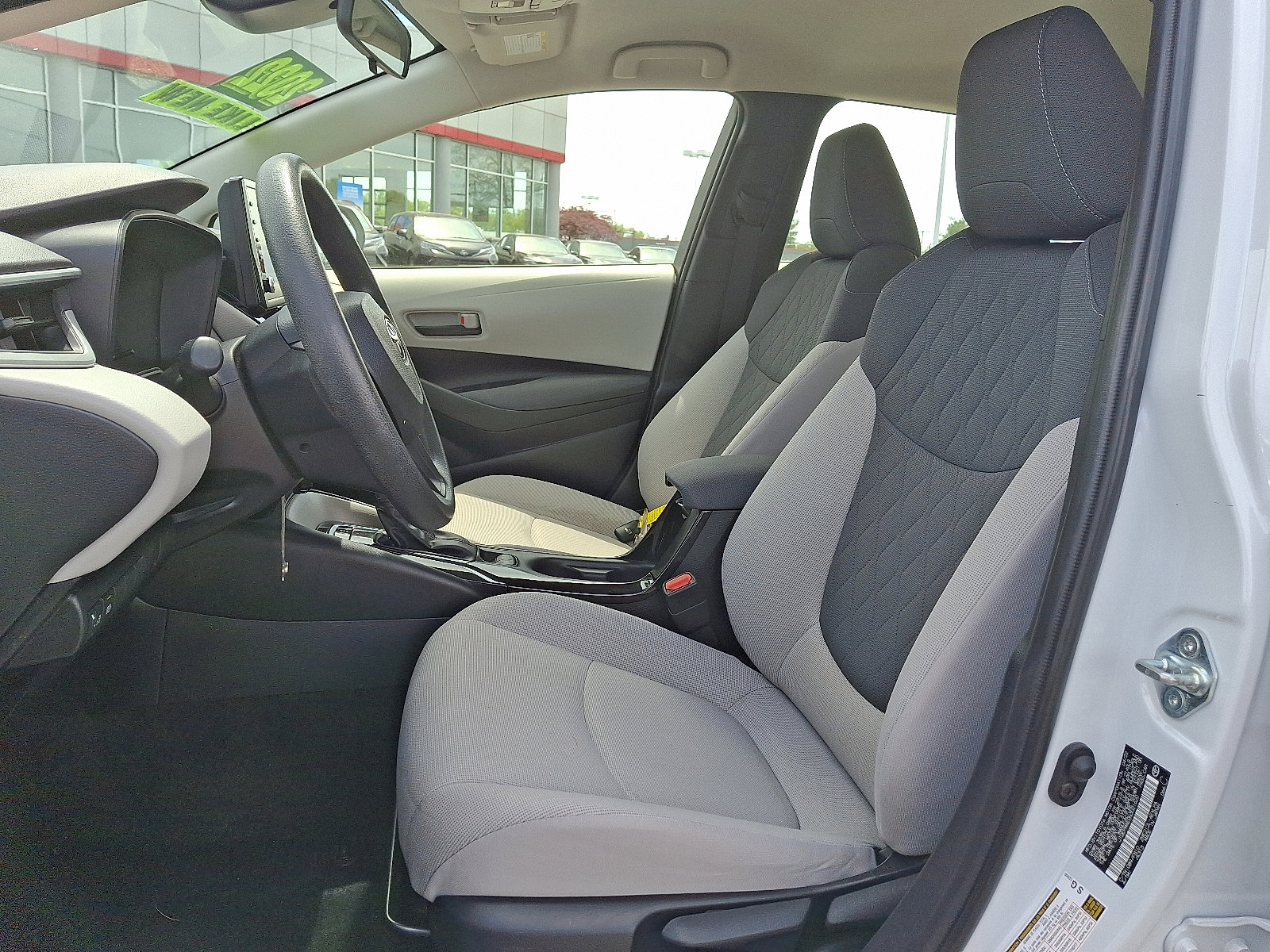 Certified 2022 Toyota Corolla LE image 14