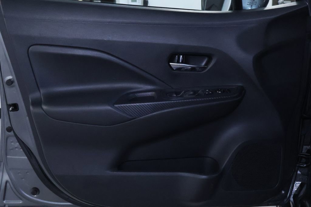 Used 2023 Nissan Versa SV image 11