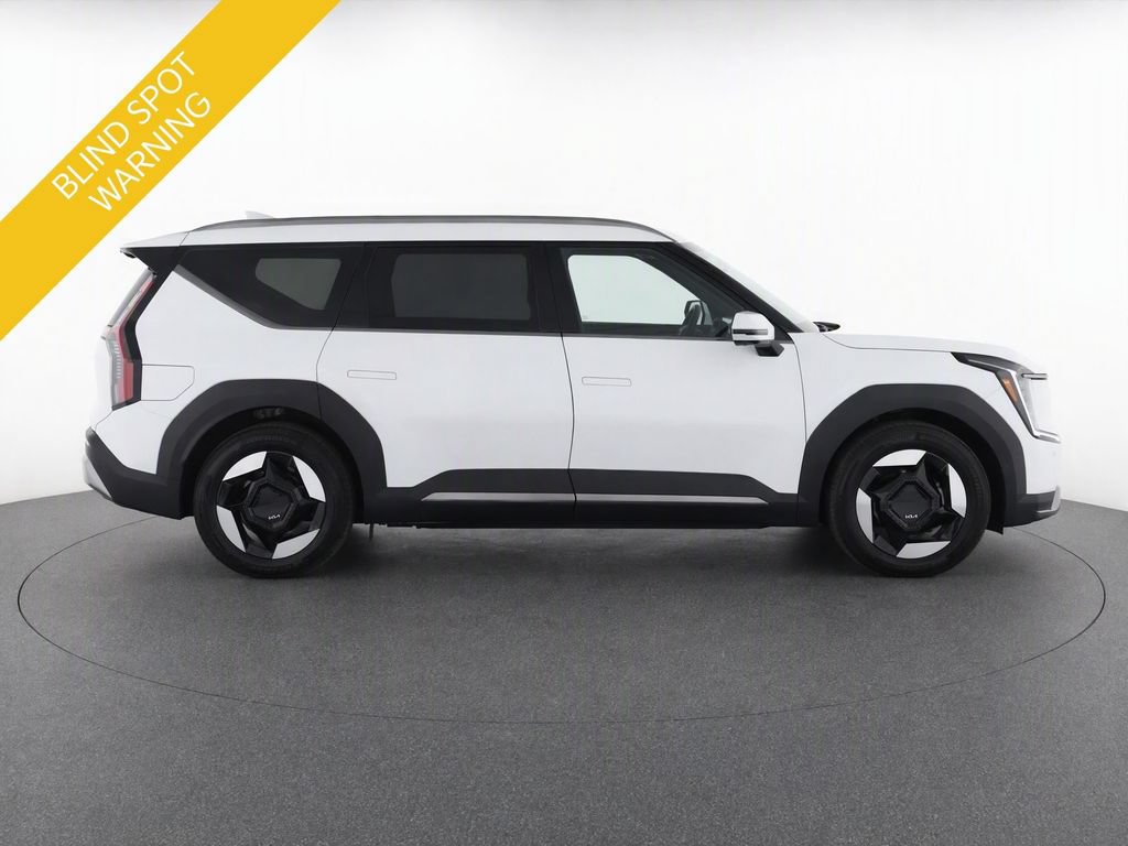 Certified 2024 Kia EV9 Wind AWD/4WD image 9