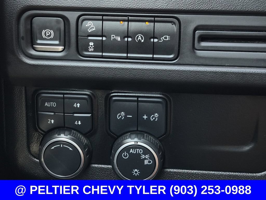 Used 2021 Chevrolet Tahoe Z71 AWD/4WD image 27