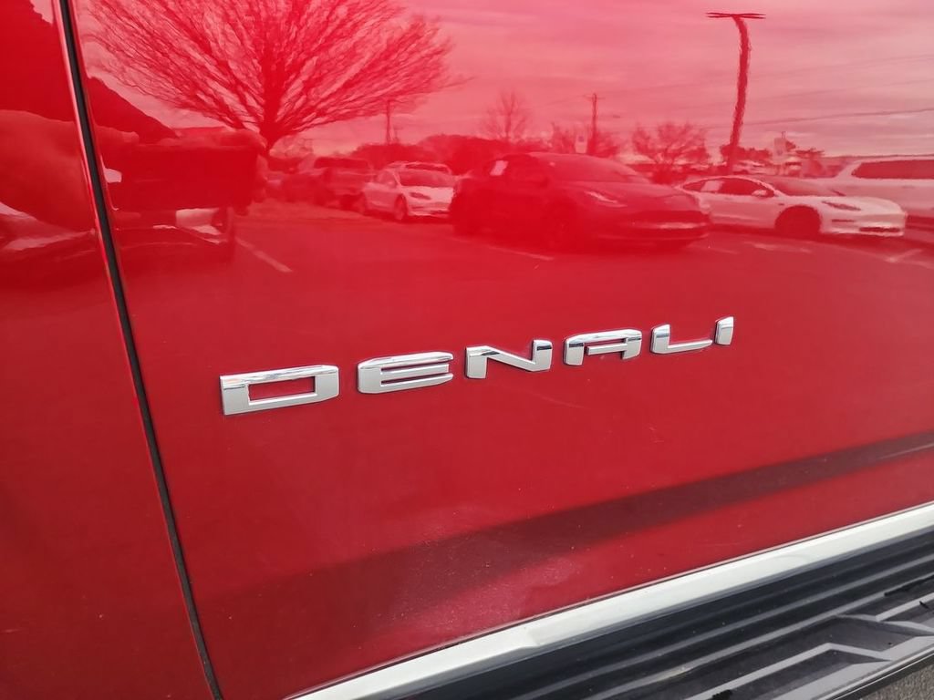Certified 2024 GMC Yukon Denali w/ LPO, Floor Liner Package AWD/4WD image 32