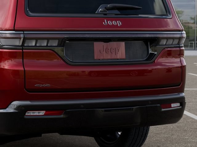 New 2026 Jeep Grand Wagoneer Summit AWD/4WD image 13