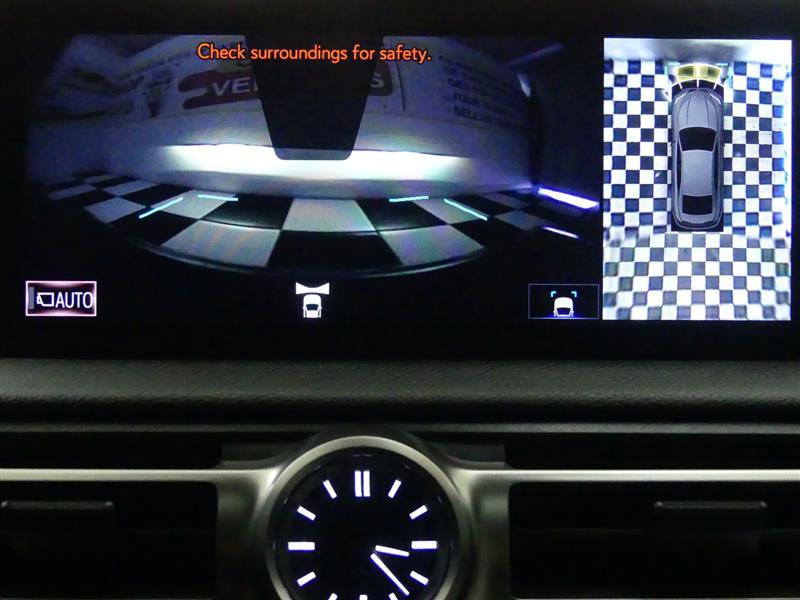 Used 2022 Lexus IS 500 image 12