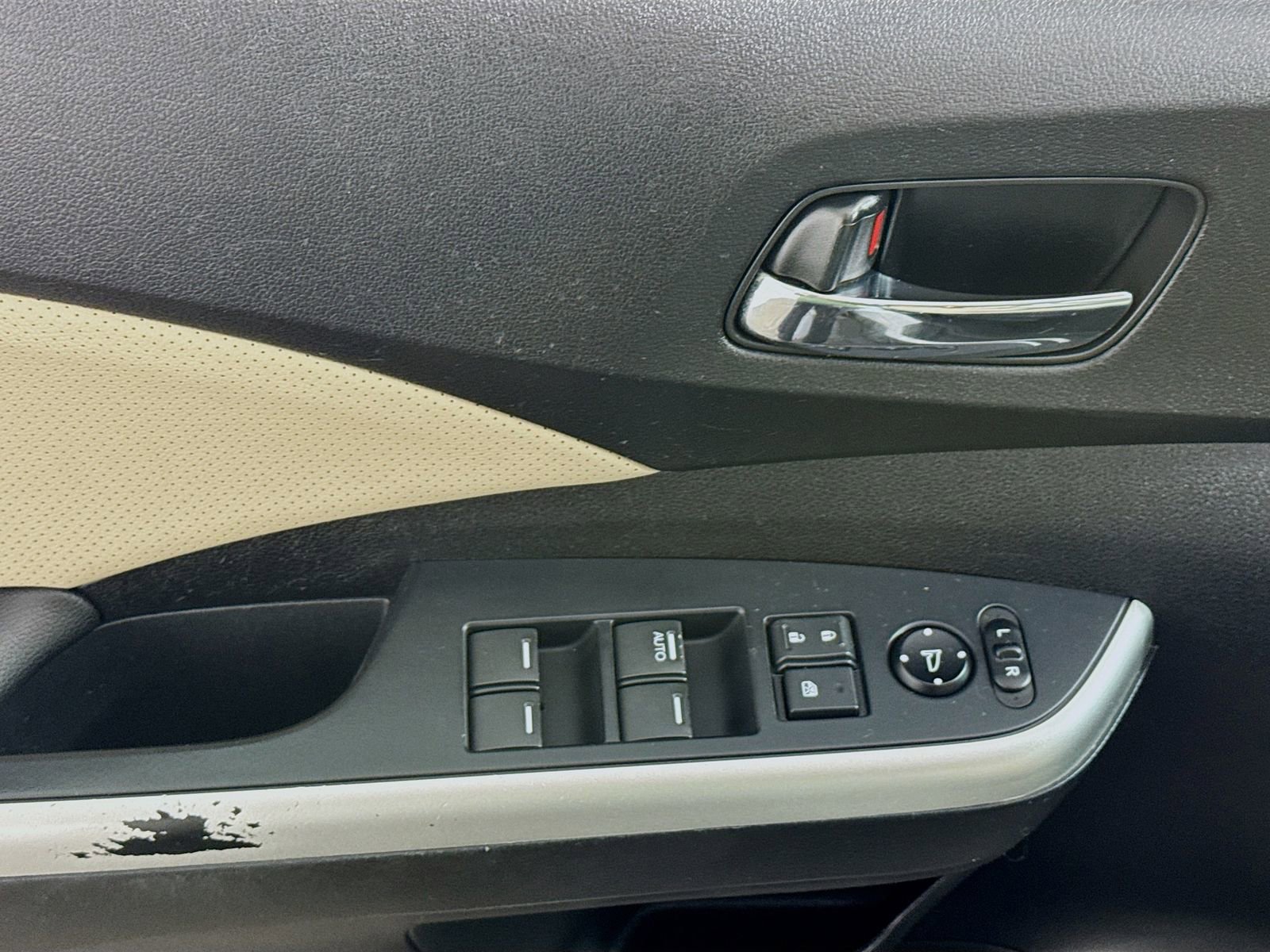 Used 2016 Honda CR-V EX-L image 15