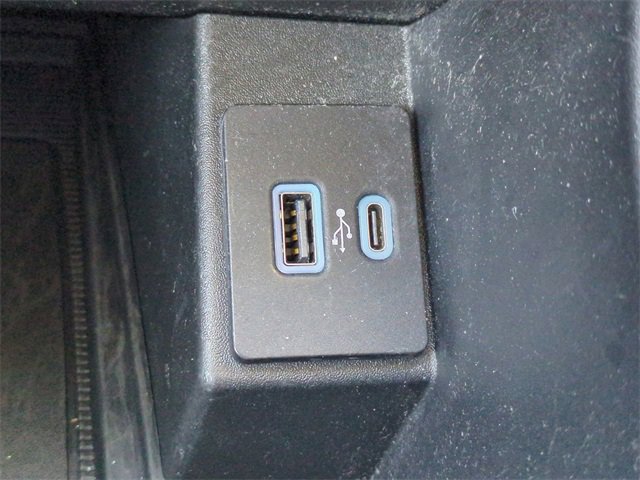 Certified 2022 Ford Edge SEL w/ Convenience Package image 22