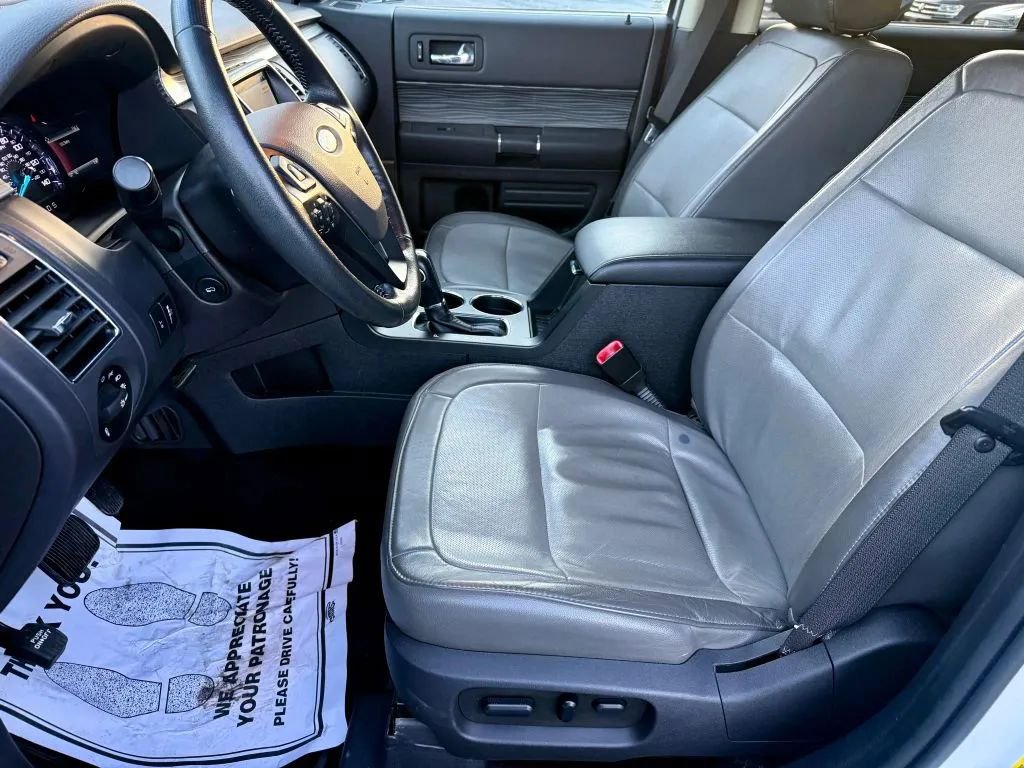 Used 2019 Ford Flex SEL w/ Equipment Group 202A AWD/4WD image 11