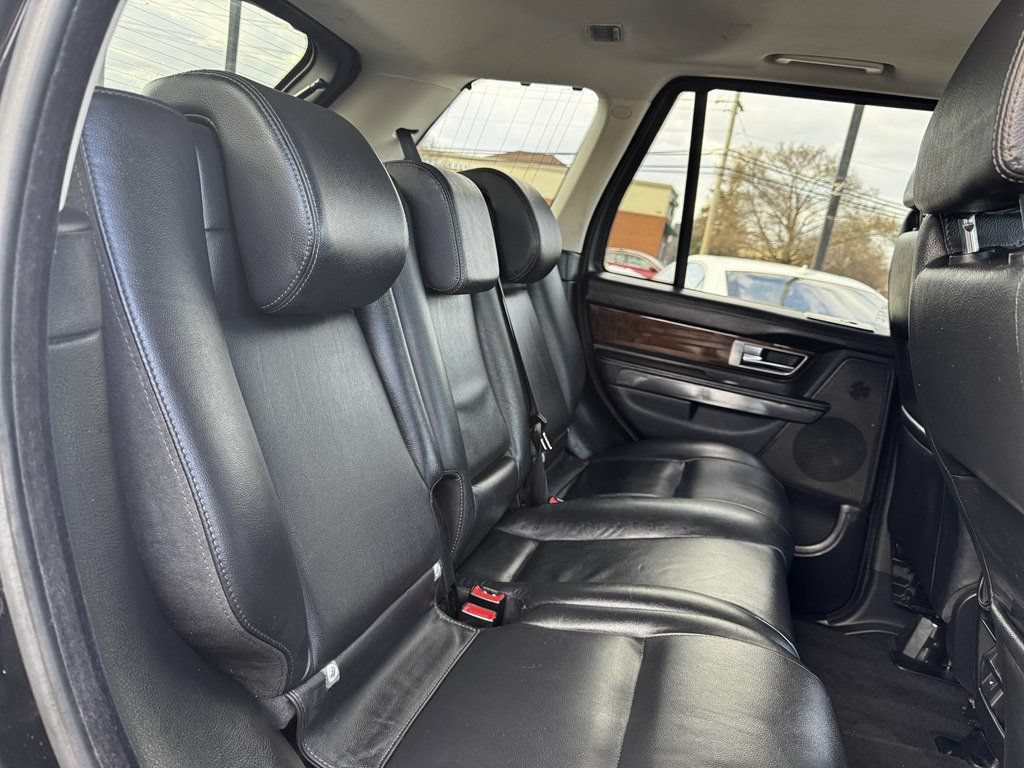 Used 2011 Land Rover Range Rover Sport HSE AWD/4WD image 19