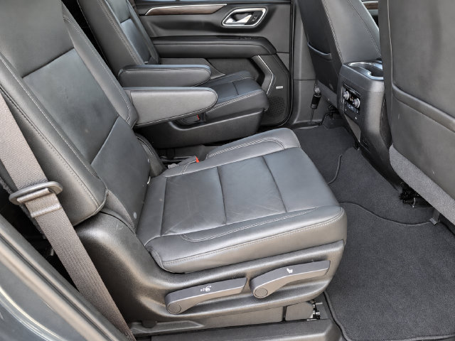 Used 2021 Chevrolet Tahoe LT w/ LT Signature Package RWD image 14