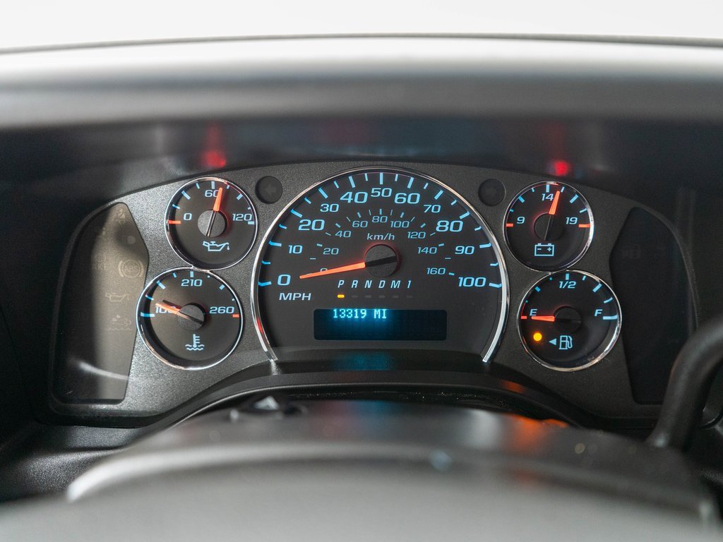 Used 2022 GMC Savana 2500 w/ Driver Convenience Package image 7