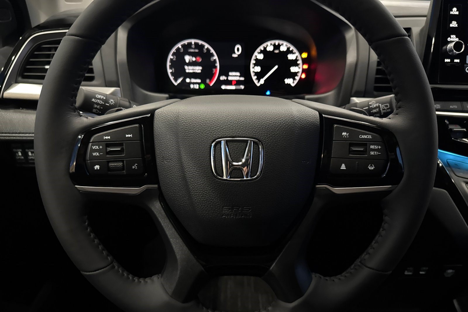 New 2026 Honda Odyssey Touring image 10
