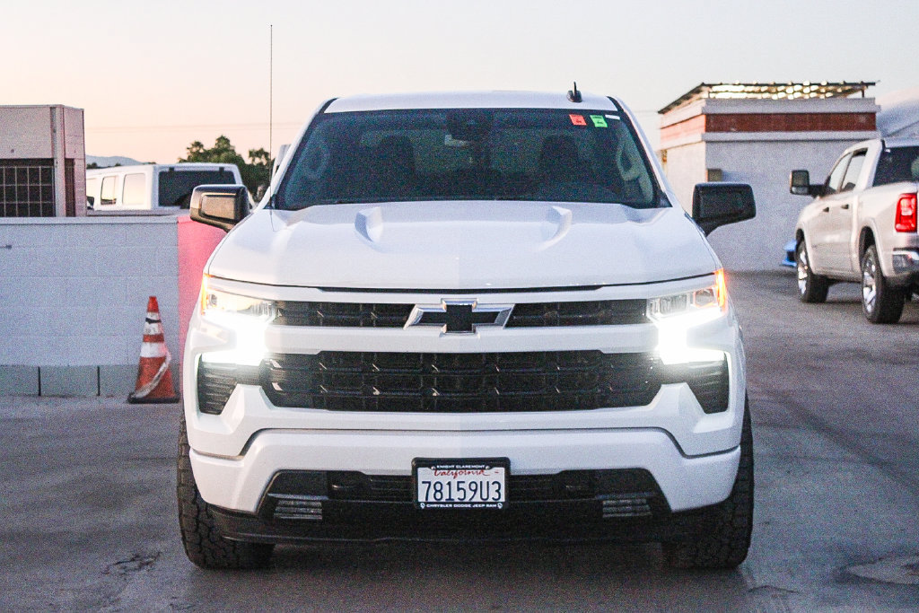 Used 2023 Chevrolet Silverado 1500 RST AWD/4WD image 2