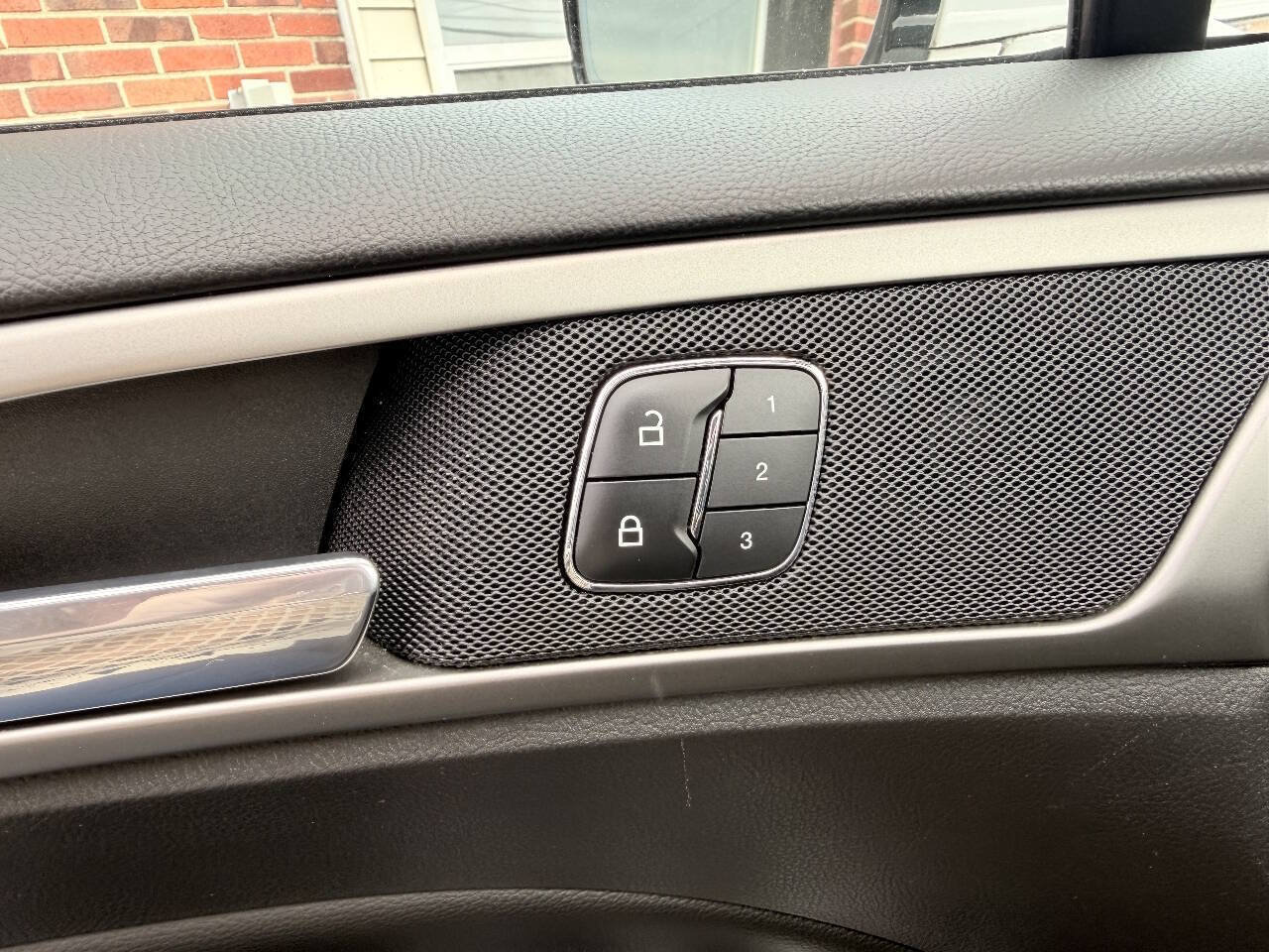 Used 2014 Ford Fusion Energi SE w/ Driver Assist Package FWD image 25