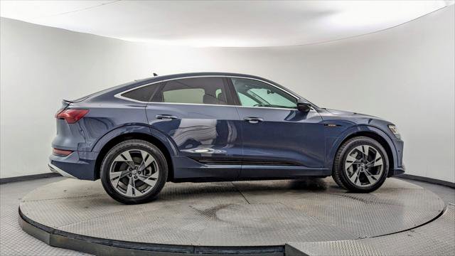 Used 2021 Audi e-tron Premium Plus w/ Premium Plus Package image 9