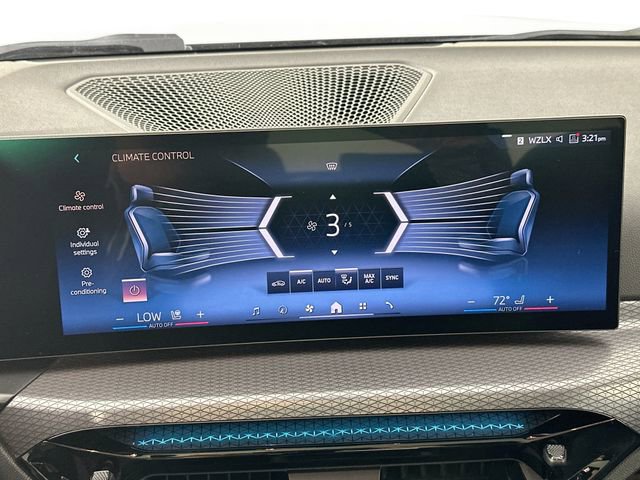 Used 2025 BMW 330i xDrive Sedan image 15