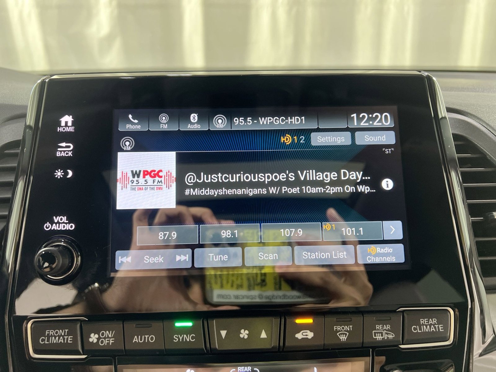 Used 2023 Honda Odyssey EX-L image 32