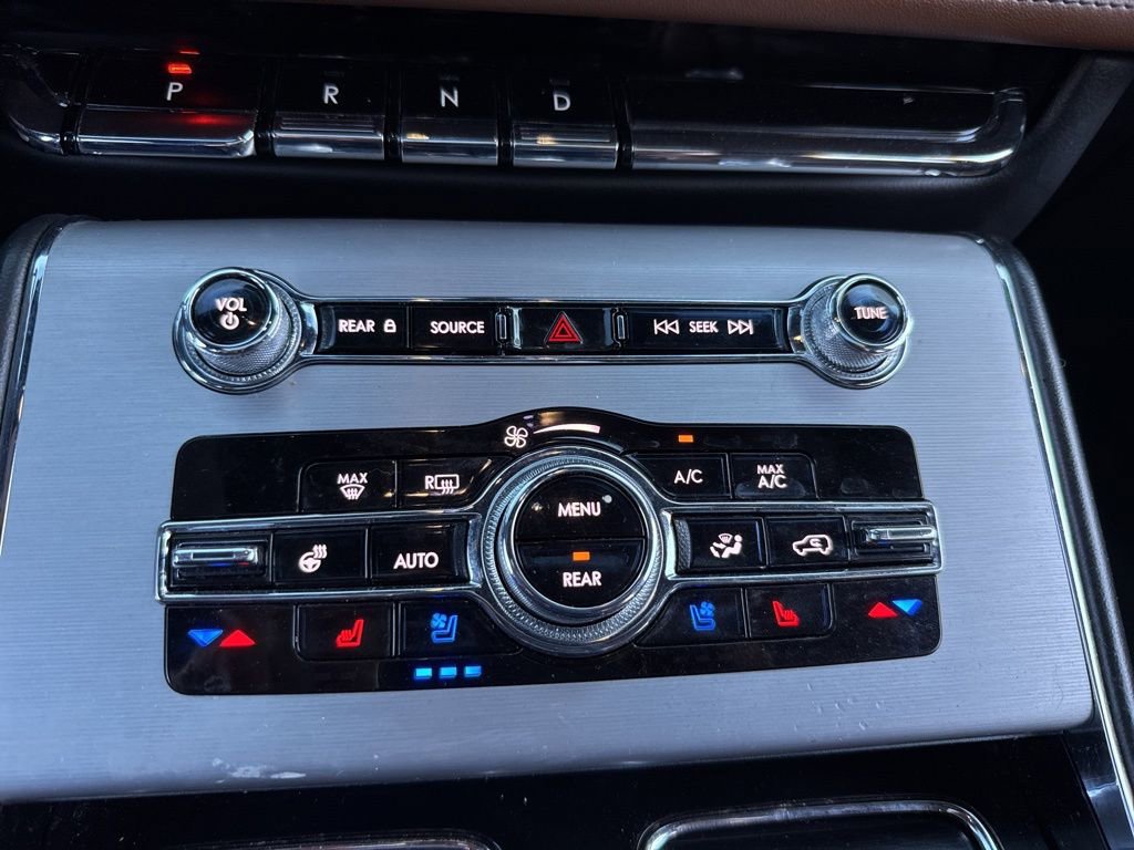 Used 2023 Lincoln Aviator Reserve w/ Equipment Group 201A image 43