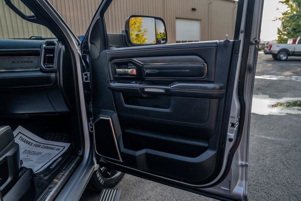 Used 2021 RAM 2500 Limited AWD/4WD image 23