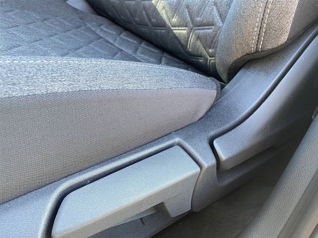 New 2026 Nissan Kicks SV w/ Cold Weather Package FWD image 19
