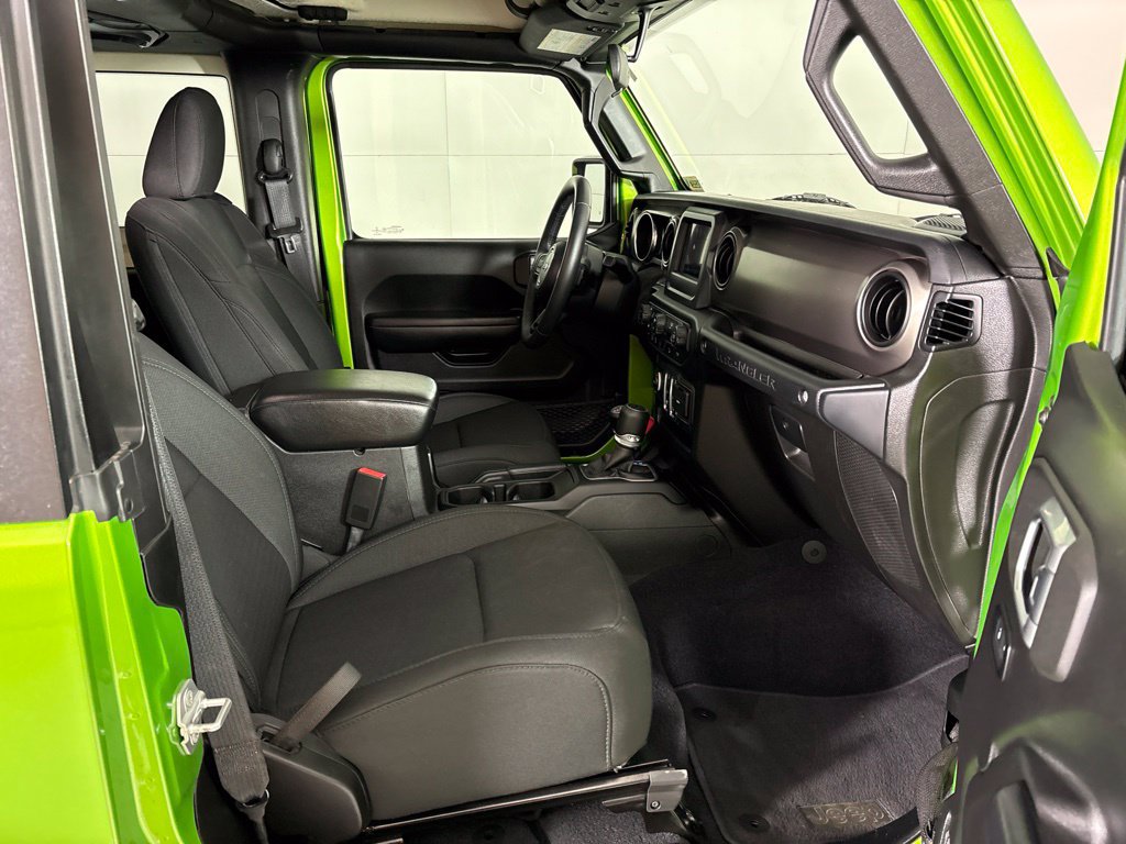 Used 2019 Jeep Wrangler Sport AWD/4WD image 17