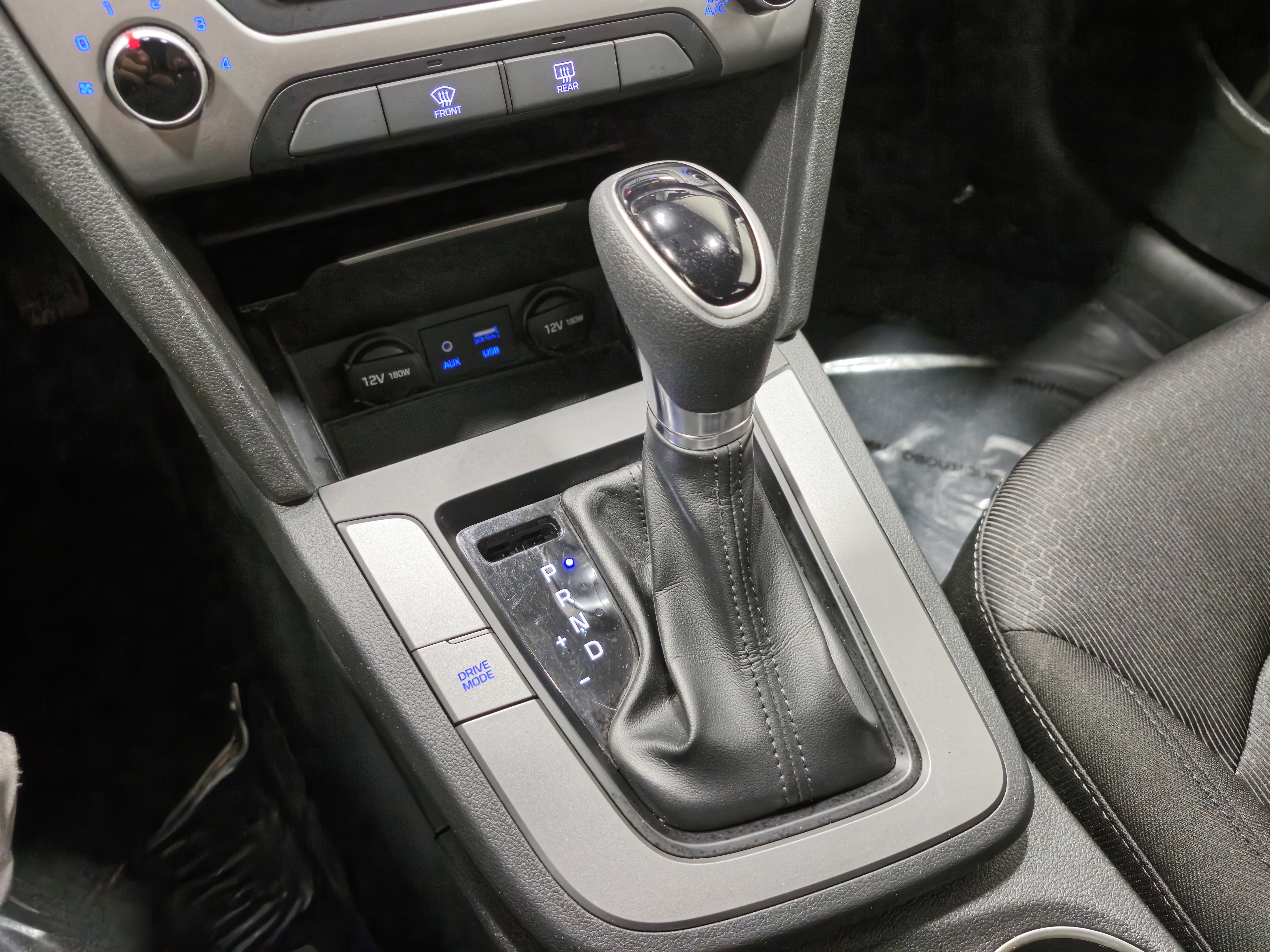 Used 2018 Hyundai Elantra SEL image 9