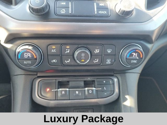 Used 2023 GMC Acadia AT4 w/ Technology Package AWD/4WD image 7