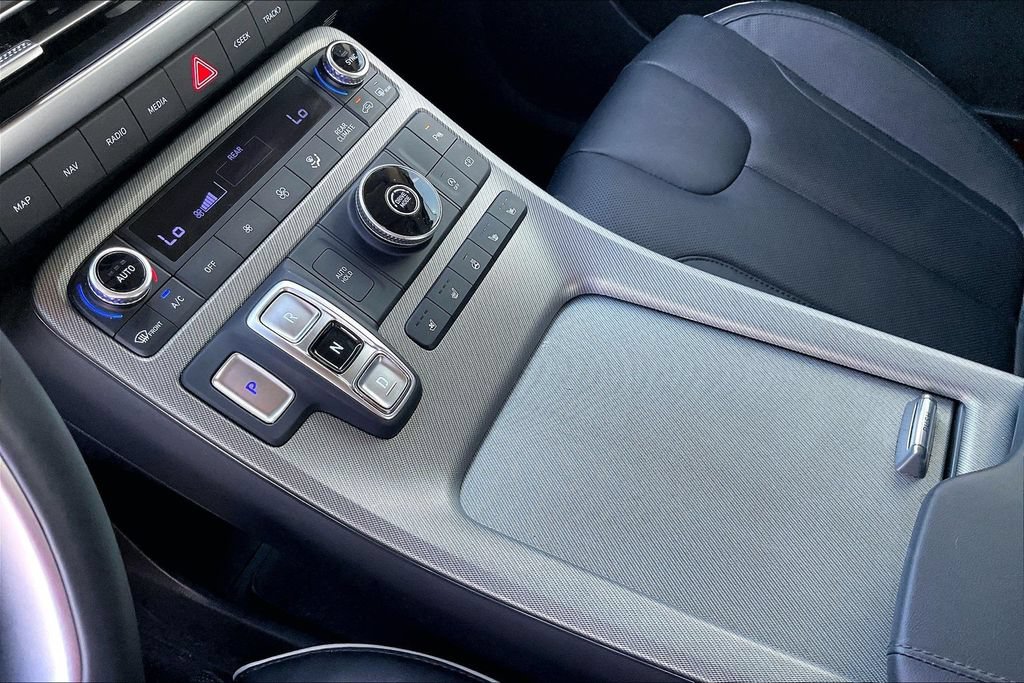 Used 2024 Hyundai Palisade SEL w/ Premium Package FWD image 14