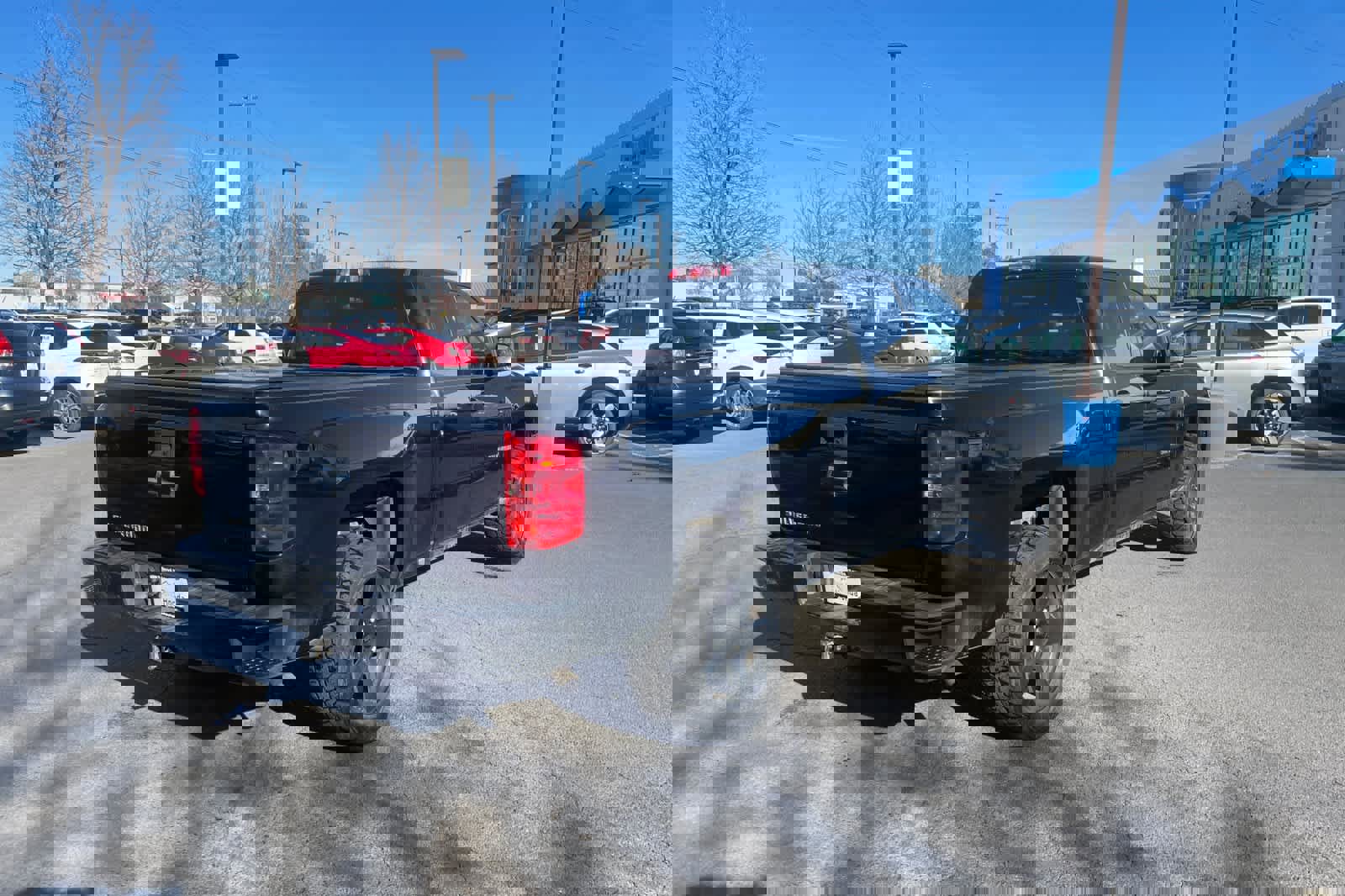 Used 2017 Chevrolet Silverado 1500 Custom image 5