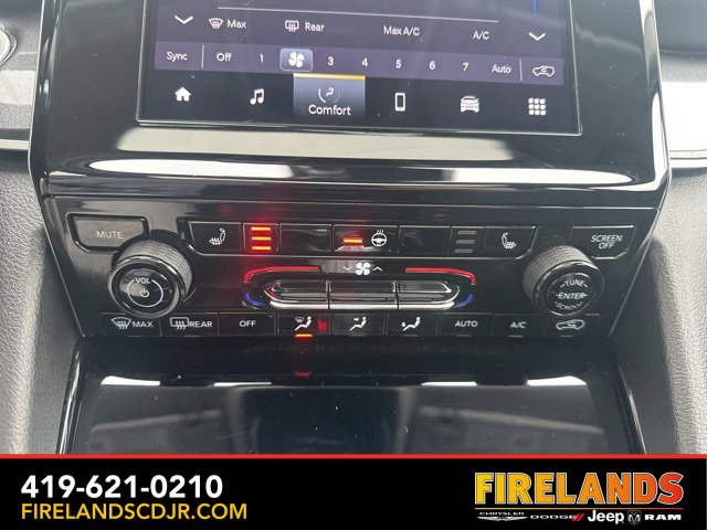 Used 2023 Jeep Grand Cherokee L Laredo w/ Luxury Tech Group I image 28