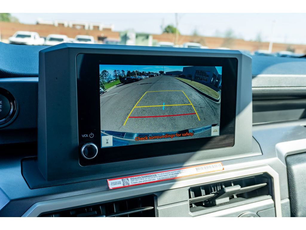 Certified 2025 Toyota Tacoma SR5 AWD/4WD image 21