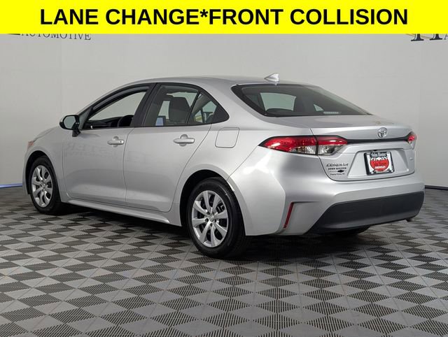 Used 2023 Toyota Corolla LE image 5