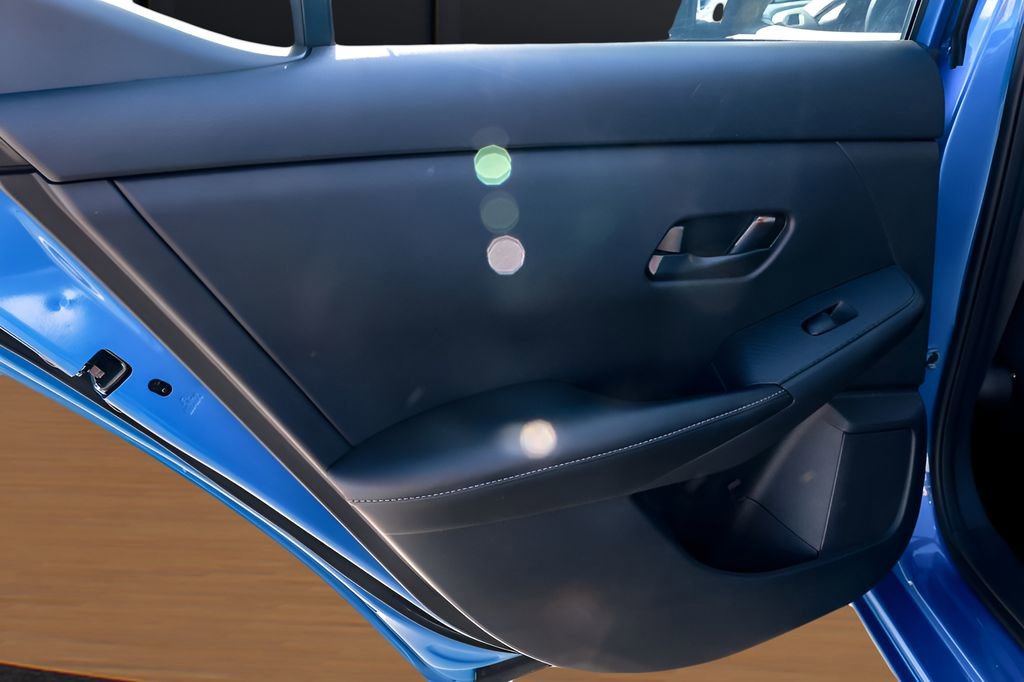 Used 2025 Nissan Sentra SV FWD image 23