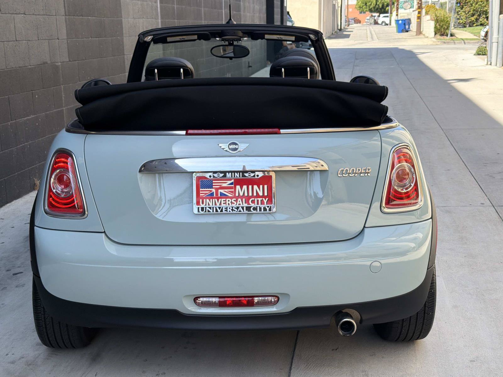 Used 2014 MINI Cooper Convertible FWD image 5