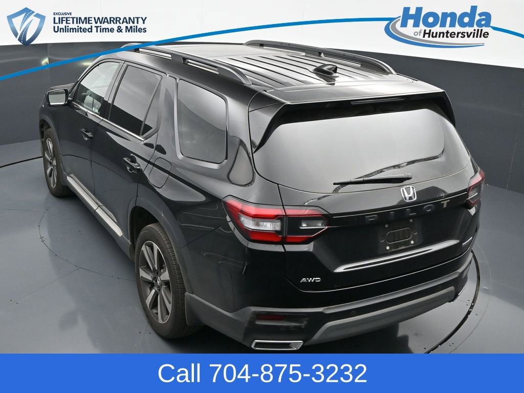 Used 2024 Honda Pilot Touring image 25