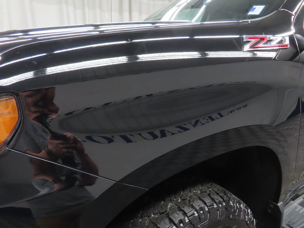 Used 2021 Chevrolet Silverado 1500 LT Trail Boss w/ Convenience Package II AWD/4WD image 45