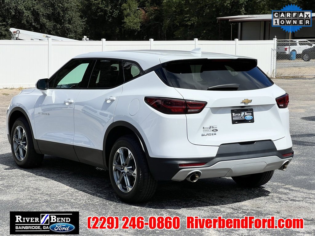 Used 2023 Chevrolet Blazer LT image 3