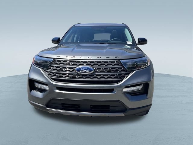 Used 2023 Ford Explorer XLT w/ Equipment Group 202A AWD/4WD image 10