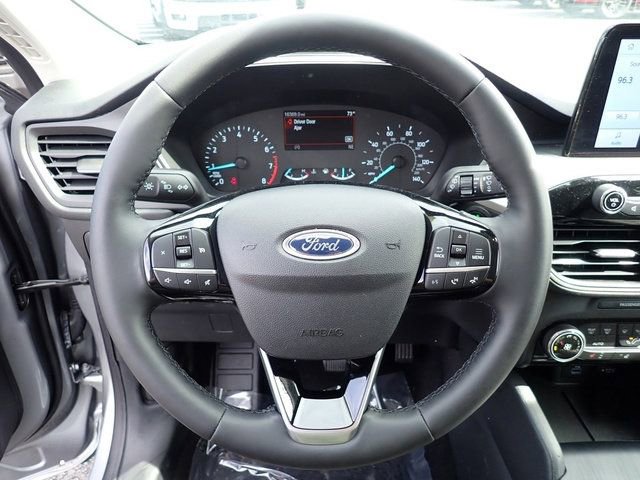 Used 2022 Ford Escape SE w/ Cold Weather Package image 22
