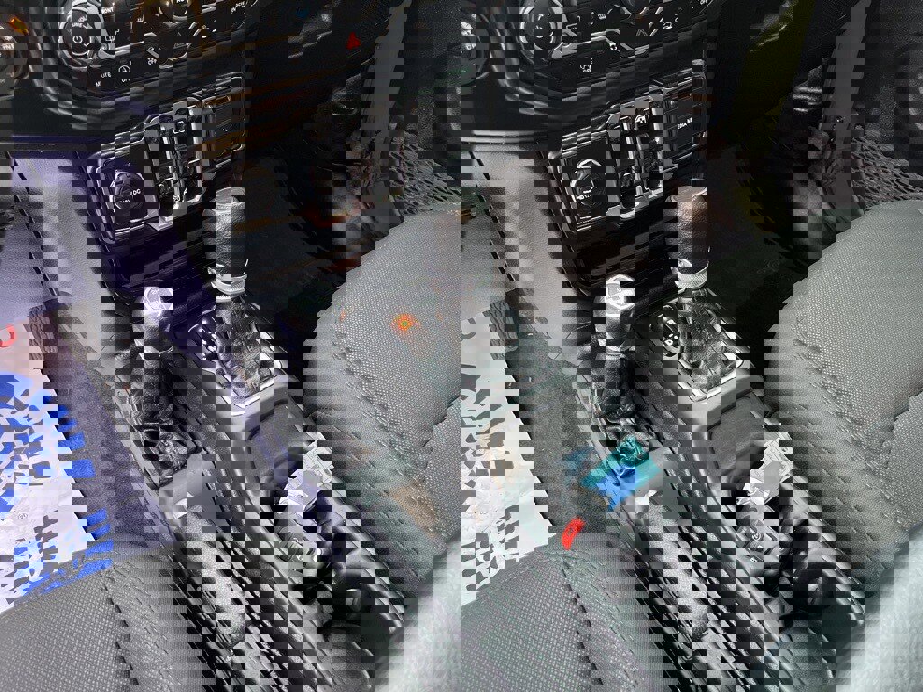 Used 2023 Jeep Gladiator Willys image 11