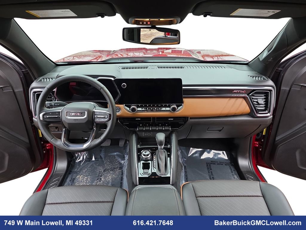 Used 2025 GMC Canyon AT4 w/ Nightfall Edition image 9