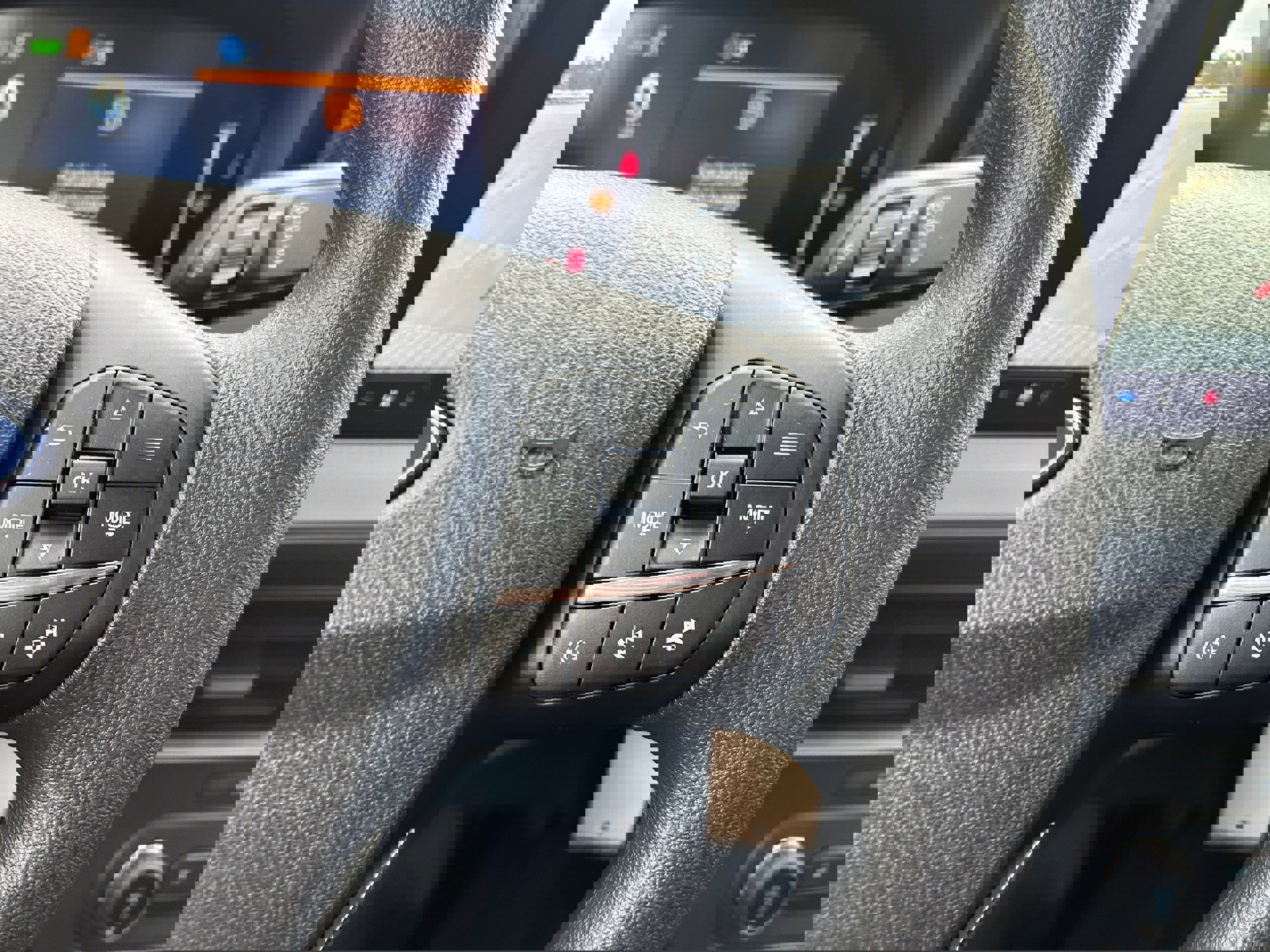 New 2025 Ford Maverick XL w/ Equipment Group 101A image 35