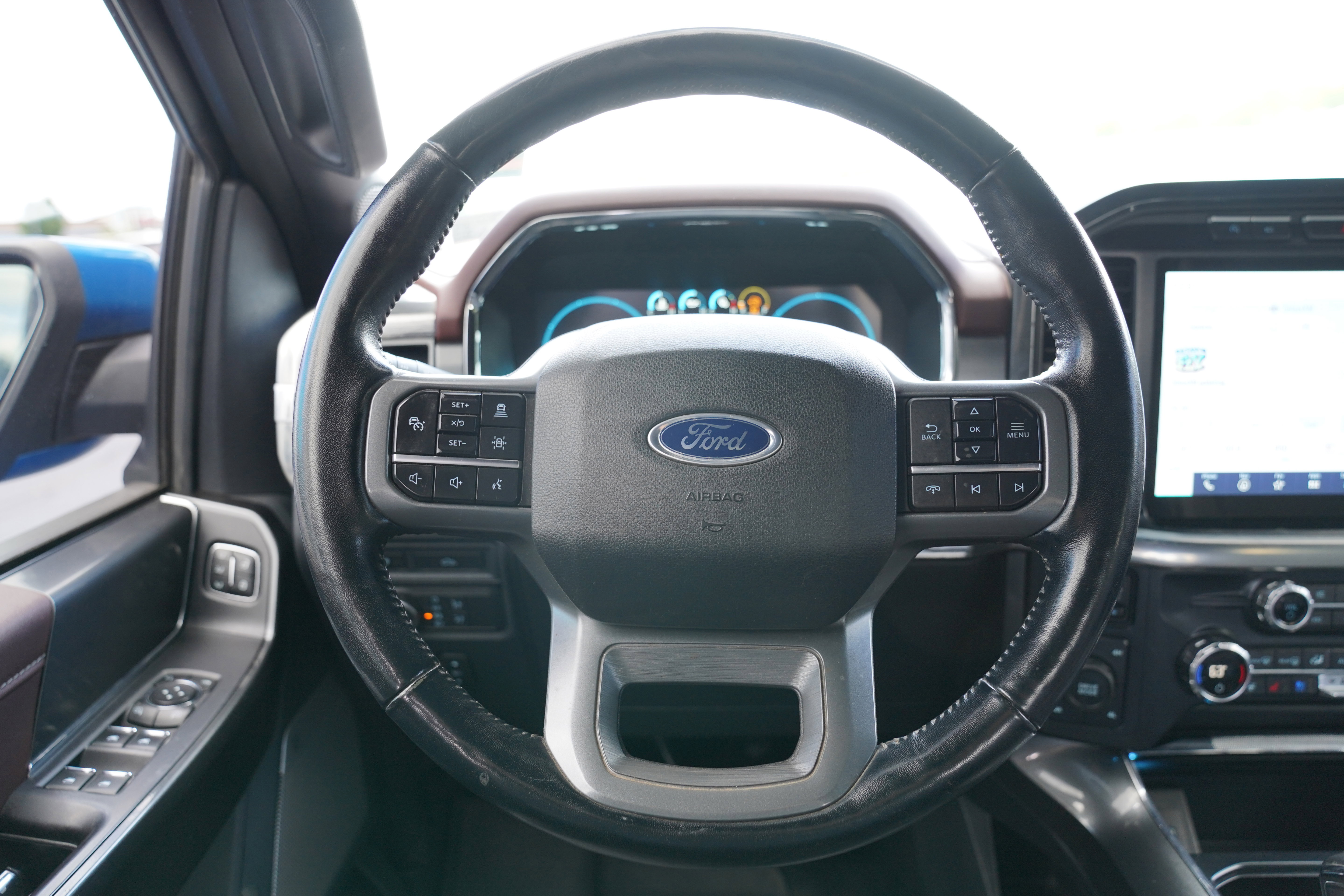 Used 2021 Ford F150 Lariat w/ Equipment Group 502A High AWD/4WD image 18