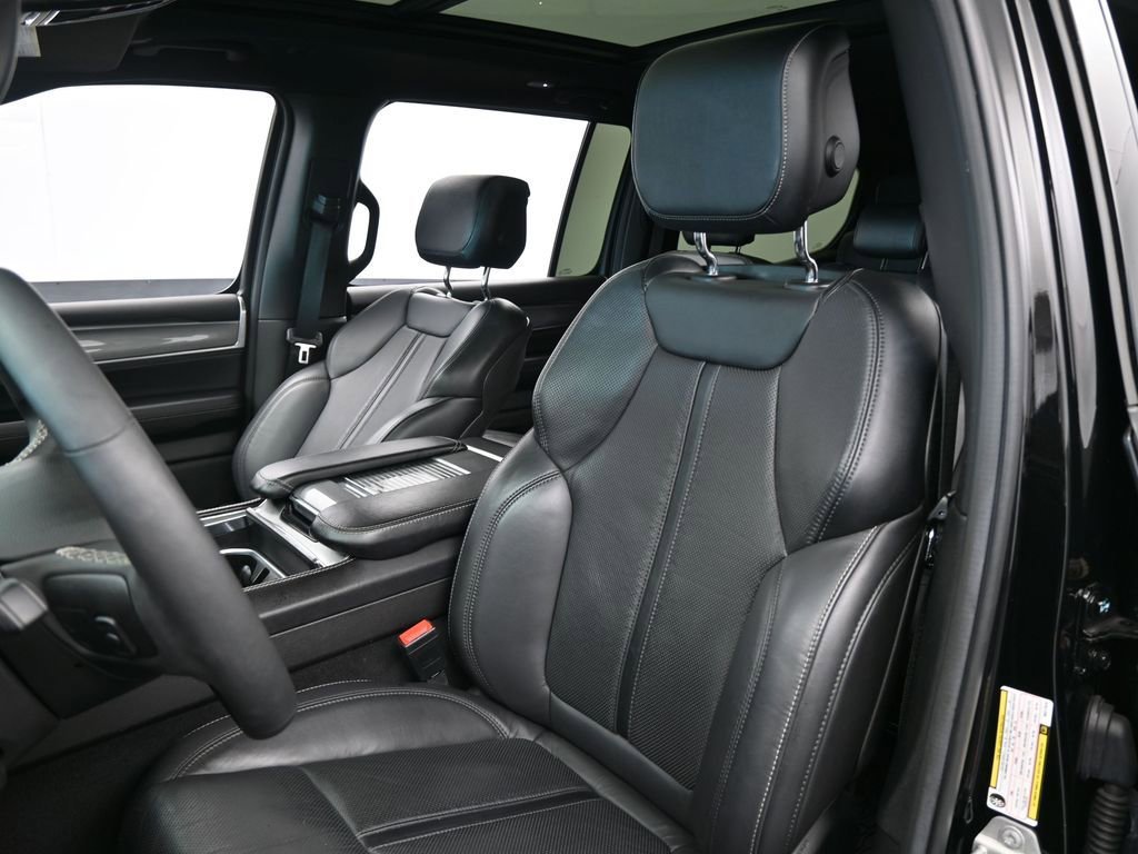 Used 2022 Jeep Wagoneer Series II image 10